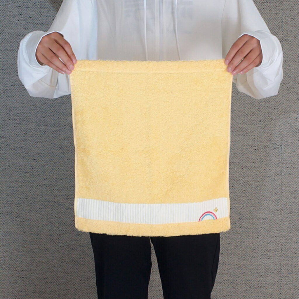 今治 レインボー ( ハンドタオル ) イエロー ( 1枚のみ ネコポス ) ホテルタオル 日本製 かわいい 刺繍入り 刺繍 虹 ecomoco100%HEAR